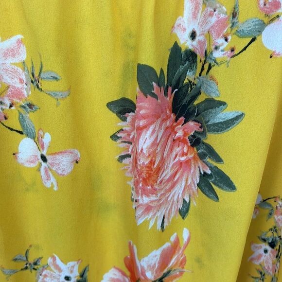 Rose + Olive Floral Off Shoulder Blouse - Picture 6 of 6